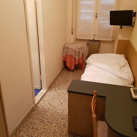 Hotel San Faustino Torri Del Benaco Ngoại thất bức ảnh