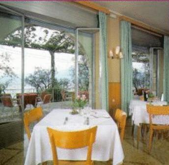 Hotel San Faustino Torri Del Benaco Ngoại thất bức ảnh