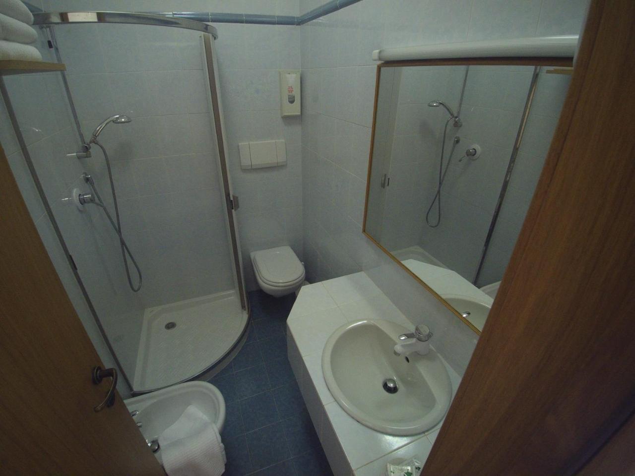 Hotel San Faustino Torri Del Benaco Ngoại thất bức ảnh